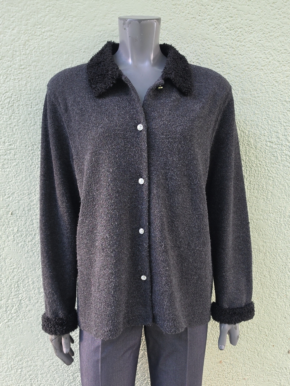 Cathy Daniels (D.R.) Ladies Sweater Jacket W/Faux Collar Boutique Buttons